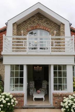 Отель B&B Chantery  Коксейде-Баде